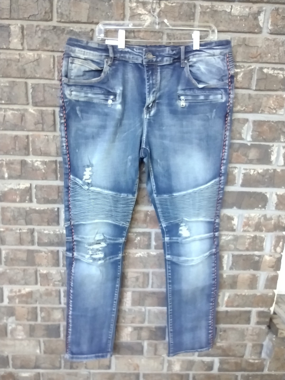 NWT Embellish MOTO Biker Denim Jeans Men's Size 38X33 Distressed Blue/Red Braid